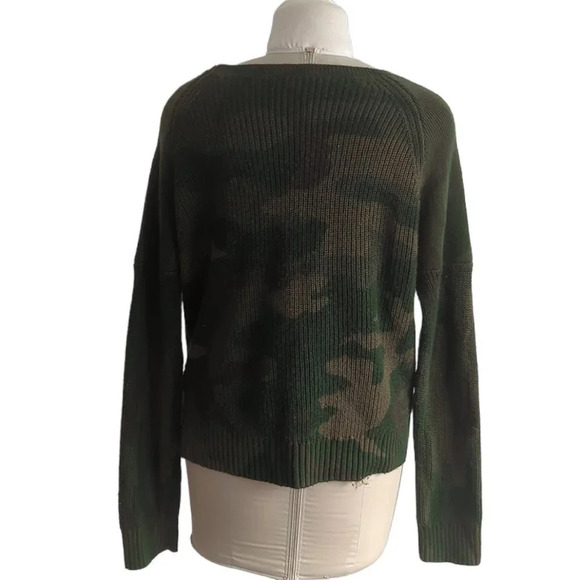 Aritzia TNA Camo Scoop Neck Sweater - Picture 4 of 7